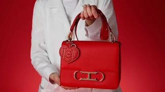 Heart of hope | Η Carolina Herrera δωρίζει 7 εκατομμύρια δολάρια για την καταπολέμηση του COVID-19