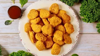 Vegan "κοτομπουκιές" | Η αλμυρή crispy λιχουδιά που αλλάζει τα δεδομένα στο finger food