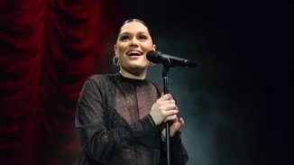 Η διάσημη τραγουδίστρια Jessie J διαγνώσθηκε με καρκίνο του μαστού
