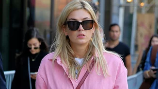 Τα καλοκαιρινά χρώματα μαλλιών που επιλέγουν αυτήν την στιγμή οι πιο κομψές Παριζιάνες