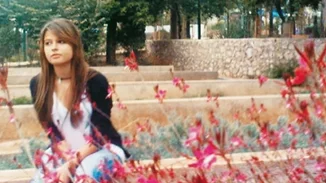 Η δικαίωση άργησε 20 χρόνια: Αποζημίωση για τη Μυρτώ που έμεινε ανάπηρη μετά από το βιασμό της στην Πάρο