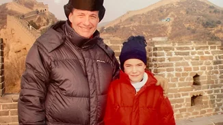 Τερέζα Κουίκ | Αυτή είναι η όμορφη και πολύ γλυκιά 29χρονη κόρη του Τέρενς Κουίκ