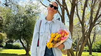 Η Βίκυ Καγιά δημιούργησε ένα άκρως ανοιξιάτικο look με την αγαπημένη τάση των celebrities και top models