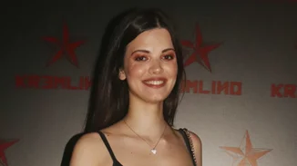 Τζένη Καζάκου | "Δεν θα έπαιζα σε ταινία της γιαγιάς μου"