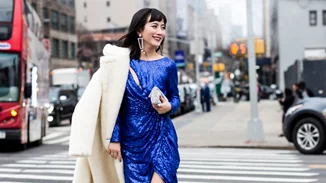 Πάμε για ψώνια; | Τα σύνολα που θα φορέσεις στην εορταστική περίοδο