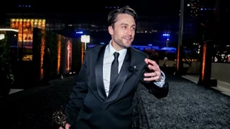 Kieran Culkin | Η άβολη στιγμή που από σκηνής ζητάει στη σύζυγό του να κάνουν περισσότερα παιδιά