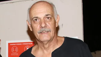 Γιώργος Κιμούλης | Τι συνέβη με την παράσταση του στο θέατρο Βράχων;