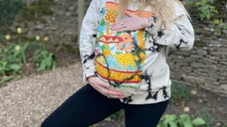 Baby Boom | Πασίγνωστη τραγουδίστρια έγινε μαμά για πρώτη φορά (pics)