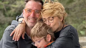 Ευδοκία Ρουμελιώτη | "Ο γιος μου ήξερε την αλήθεια για το παιδάκι – Δεν κάναμε το λάθος να του πούμε "Είναι αδερφός σου"