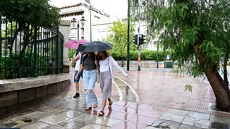 Καιρός | Τοπικές βροχές, καταιγίδες και άνοδος του υδράργυρου - Πότε πέφτει ξανά η θερμοκρασία