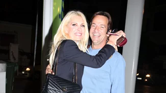 Ελένη Μενεγάκη | "Εμείς κόβουμε τρεις βασιλόπιτες στο σπίτι"