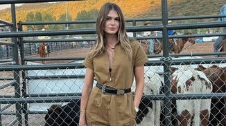 Η Αμαλία Κωστοπούλου με το παντελόνι από τη Zara που κολακεύει όλες τις σιλουέτες