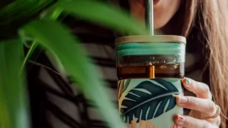 Γιατί είναι σημαντικό να πίνεις νερό κάθε ώρα, κάθε μέρα;