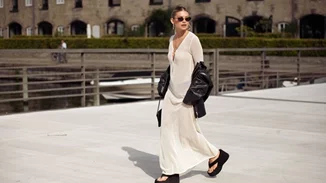 Πώς θα φορέσεις τα πιο δημοφιλή παπούτσια του καλοκαιριού