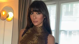 Η Χριστιάνα Μπέτα στο κομμωτήριο | Η γαλλική αλλαγή στα μαλλιά της λίγο πριν τις διακοπές της