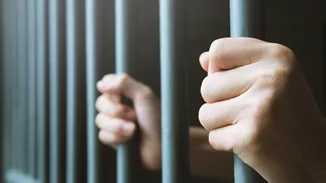 Σύλληψη μοντέλου με κοκαΐνη: Η μητέρα της 29χρονης μιλάει για πρώτη φορά - ''Κατέρρευσε στη φυλακή''