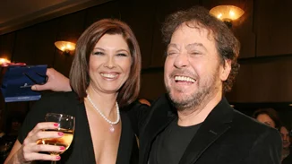 Σοφία Αλιμπέρτη - Γιάννης Πάριος | Οι στιλάτοι ταλαντούχοι γιοι τους κάνουν διακοπές στην Πάρο (pics)