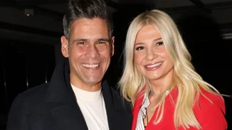 Ο Δημήτρης Ουγγαρέζος αγαπάει τα block στο Ιnstagram | Ποια παρουσιάστρια μπλόκαρε;