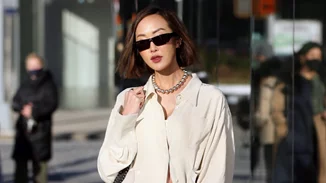 Βρήκαμε στη Bershka τα κομψά παντελόνια που θα σε πείσουν να υιοθετήσεις την πιο hot τάση της σεζόν