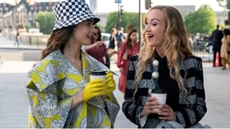 Πώς το Emily in Paris προκάλεσε "διπλωματικό επεισόδιο"