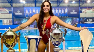 Είναι η Νικόλ Ελευθεριάδου και όχι η "κοπέλα του Βεζένκοφ" | Όσα θέλεις να ξέρεις για εκείνη