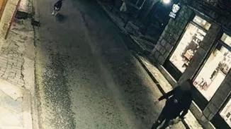 Αράχωβα: Αυτός είναι ο άνδρας που ακολουθεί ο Ολιβερ το βράδυ της επίθεσης