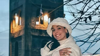 Στα λευκά η Ιωάννα Τριανταφυλλίδου | Με cozy look στη χειμερινή της απόδραση