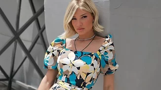 Φαίη Σκορδά | Με ελάχιστο μακιγιάζ και casual εμφάνιση στο πλατό της εκπομπής της