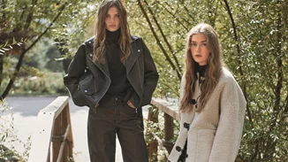 Οι επιλογές σε ρούχα και αξεσουάρ από τα Hondos Center με έκπτωση έως 50%