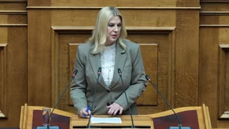 Ανεξαρτητοποιήθηκε από την ΚΟ του ΣΥΡΙΖΑ η Ράνια Θρασκιά | "Παίρνω ξεκάθαρη θέση σε όσα έχουν συμβεί"
