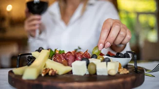 Taste Atlas: Το ελληνικό τυρί που αναδείχθηκε ως το κορυφαίο του κόσμου