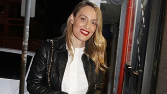 Ελεονώρα Μελέτη | Φόρεσε το νυφικό της μαμάς της 48 χρόνια μετά τον γάμο των γονιών της