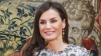 Βασίλισσα Letizia | Το παντελόνι της από τη Mango είναι ιδανικό για κομψές πρωινές εμφανίσεις