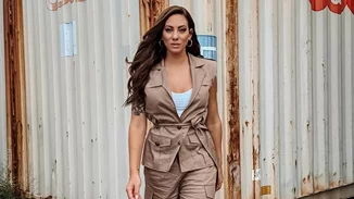 Η Ευρυδίκη Βαλαβάνη με το κομψό φόρεμα από τη Zara που θα φορέσεις και μετά την εγκυμοσύνη