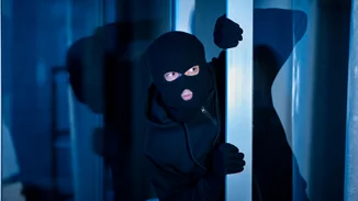 Κλοπή στην Πινακοθήκη: Έμεινε πέντε ώρες μέσα σε μια γυψοσανίδα - Πώς έστησε το κόλπο ο "σουρεάλ" μπογιατζής