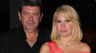 Ελένη Μενεγάκη | Το δώρο - έκπληξη από τον Γιάννη Λάτσιο μετά την πρεμιέρα της