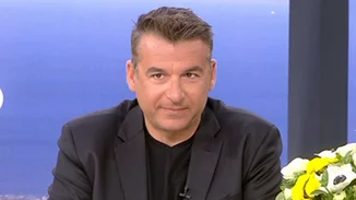 Γιώργος Λιάγκας |  Στην παρουσίαση δελτίου ειδήσεων πριν από 20 χρόνια