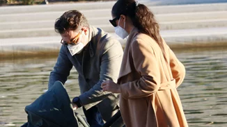 Ευαγγελία Συριοπούλου - Στράτος Πατσατζής | Πρωινή βόλτα με τον νεογέννητο γιο τους