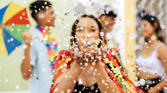 Κυριακή Αποκριάς με υψηλές θερμοκρασίες και αφρικανική σκόνη | Σε ποιες περιοχές θα βρέξει