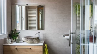 Οργάνωση Μπάνιου | Έξυπνες και οικονομικές λύσεις για ένα τακτοποιημένο και λειτουργικό μπάνιο