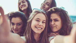 Διεθνής Ημέρα Ευτυχίας | 5 πράγματα που οι ευτυχισμένοι άνθρωποι δεν κάνουν ποτέ