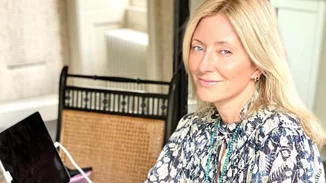 Naked Manicure | Η Marie-Chantal με την πιο chic τάση νυχιών της σεζόν