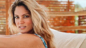 Μαίρη Συνατσάκη | Σχολιάζει με χιούμορ τη νέα καθημερινότητα με την κόρη της