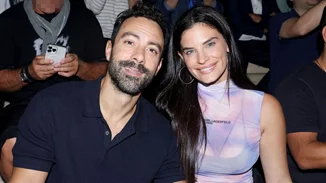 "Αγάπη παντοτινή μου" | Η Χριστίνα Μπόμπα τραγουδάει τον έρωτά της για τον Σάκη Τανιμανίδη