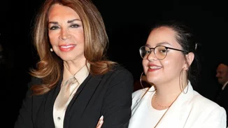 Μαριτίνα Ντενίση | Η chic εμφάνισή της στο Ζάππειο στη βράβευση της μητέρας της