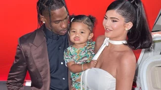 Instagram Queen | Η Kylie Jenner είναι η πρώτη γυναίκα στον κόσμο με 300 εκατομμύρια followers