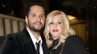 Ευχάριστα νέα για την οικογένεια του Γιώργου Τσαλίκη και της Δώρας Δημητροπούλου | Η φωτογραφία από το μαιευτήριο