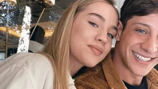 Ηλίας Μπόγδανος | Η τρυφερή φωτογραφία με την κούκλα σύντροφό του και η στήριξή της