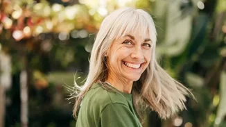 Γιατί κάποιοι άνθρωποι "γερνούν" πιο γρήγορα - Οι 6 τύποι ανθυγιεινής γήρανσης σύμφωνα με έρευνα