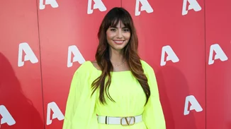 Η Ηλιάνα Παπαγεωργίου με το πιο καλοκαιρινό φόρεμα που θα λατρέψεις και εσύ